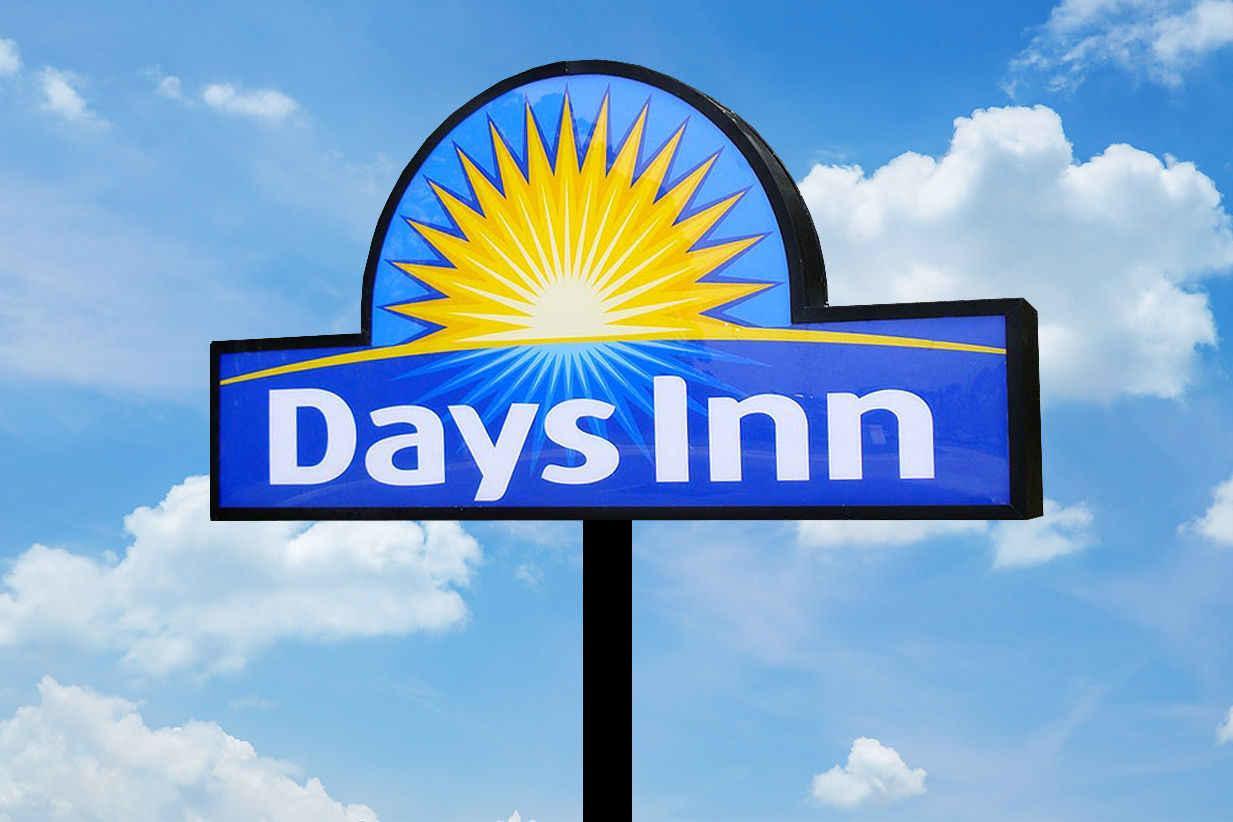 Days Inn By Wyndham North Little Rock Buitenkant foto